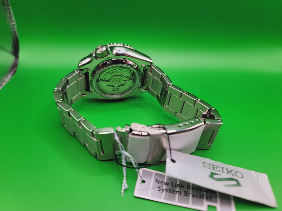 Seiko 5 Sports SRPD51K1 — one of the best-selling Seiko 5 Sports image 6