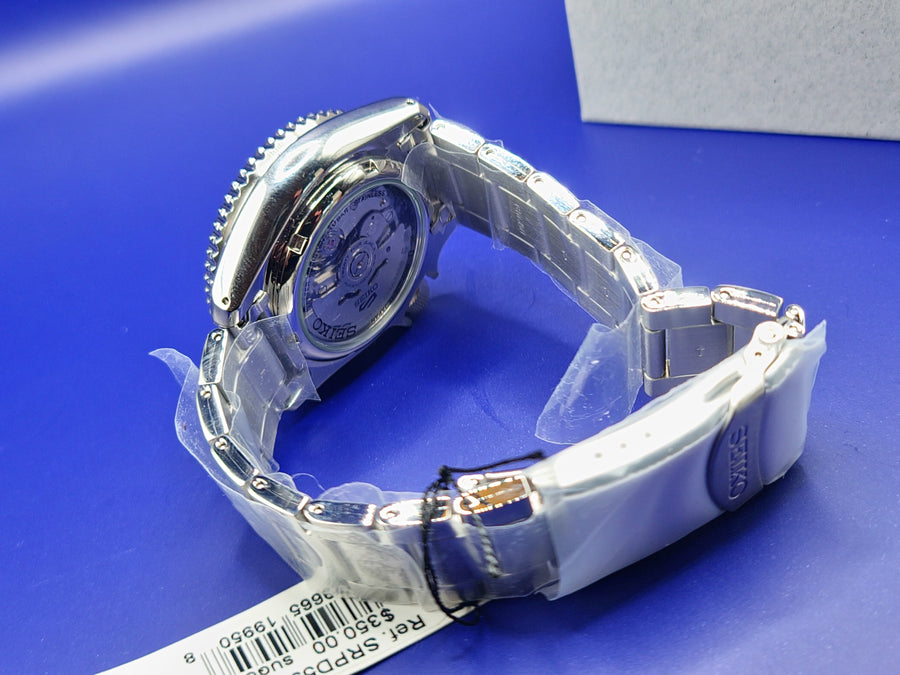 SEIKO 5 SPORTS SRPD59K1 AUTOMATIC Orange Dial Diver Style “Orange Is The New Adventure.” image 6