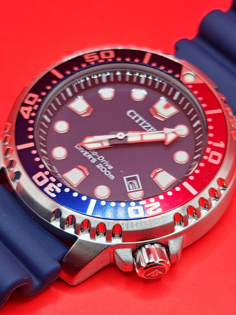 Citizen Promaster Eco-Drive Diver 200m “Pepsi” Reference: BN0159-18X / Caliber E168 image 4