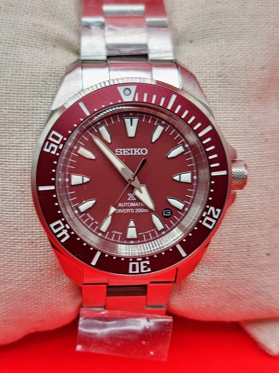 Seiko Prospex Automatic Diver 200m “Red Samurai” Reference: SRPL11 / 4R35 Automatic image 2